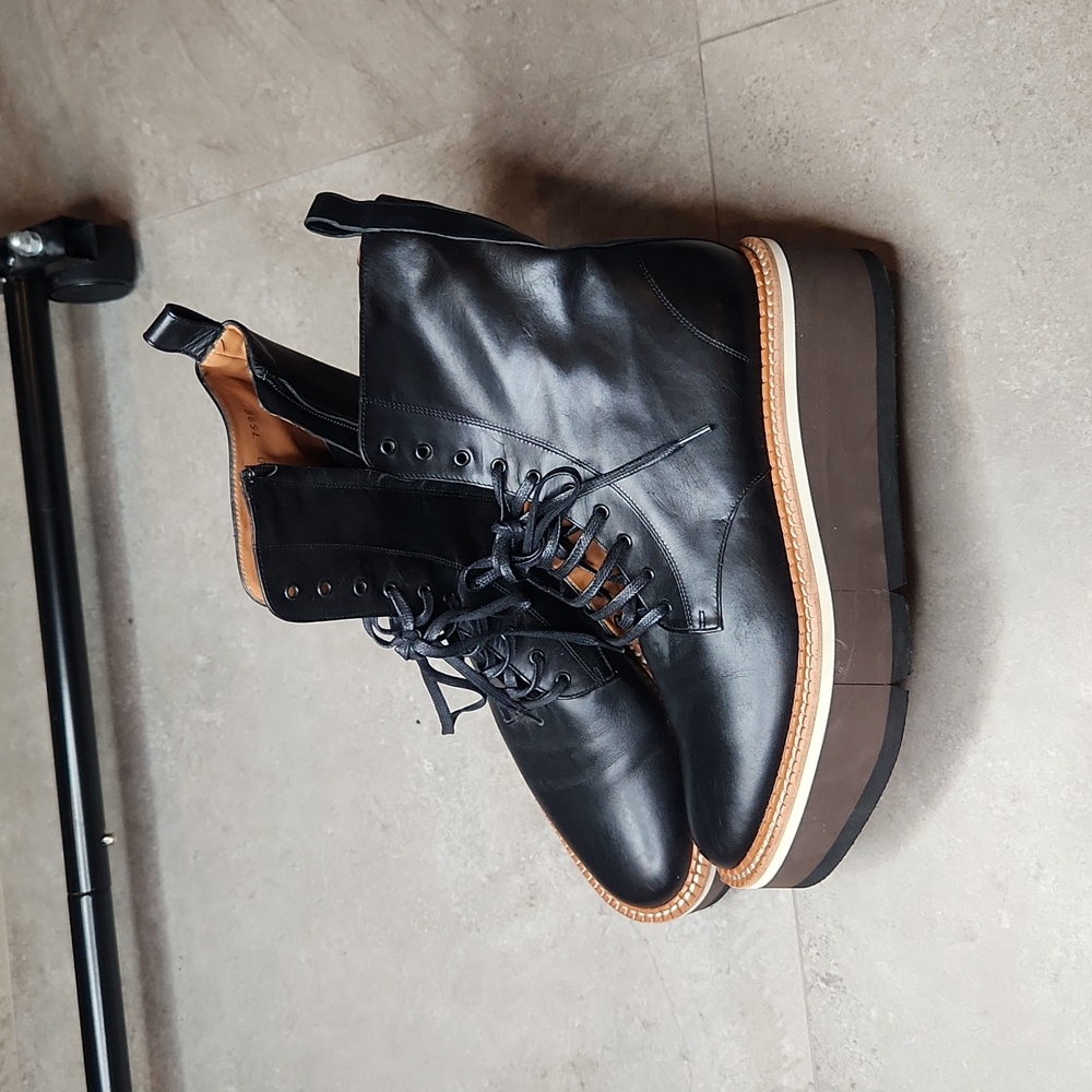 Robert Clergerie Navy Leather Boots size 40 (US 9.5) - Picture 5 of 6
